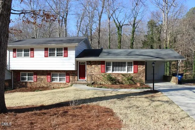 $2,195 | 4805 Oak Park Road, Raleigh, NC 27612