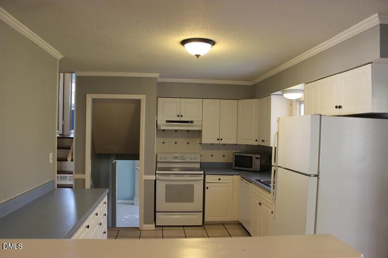 4805 Oak Park Road Raleigh, NC 27612 - Photo 2 of 12 4805 OakP1