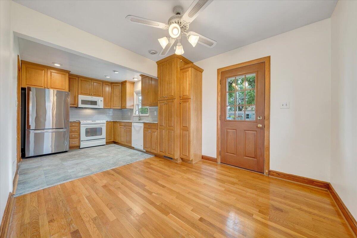 137 Frontier Road Northeast Roanoke, VA 24012 - Photo 13 of 42 08-MIB03159