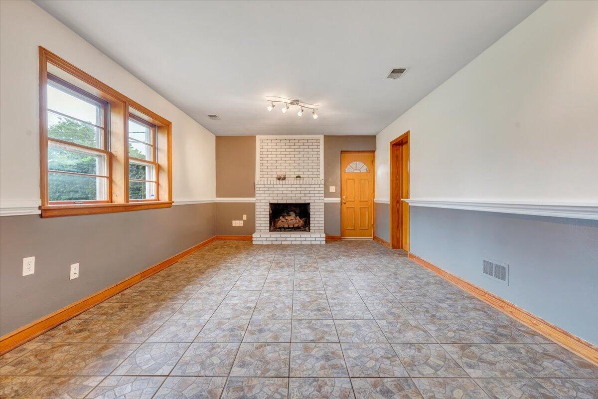 137 Frontier Road Northeast Roanoke, VA 24012 - Photo 29 of 42 24-MIB03216