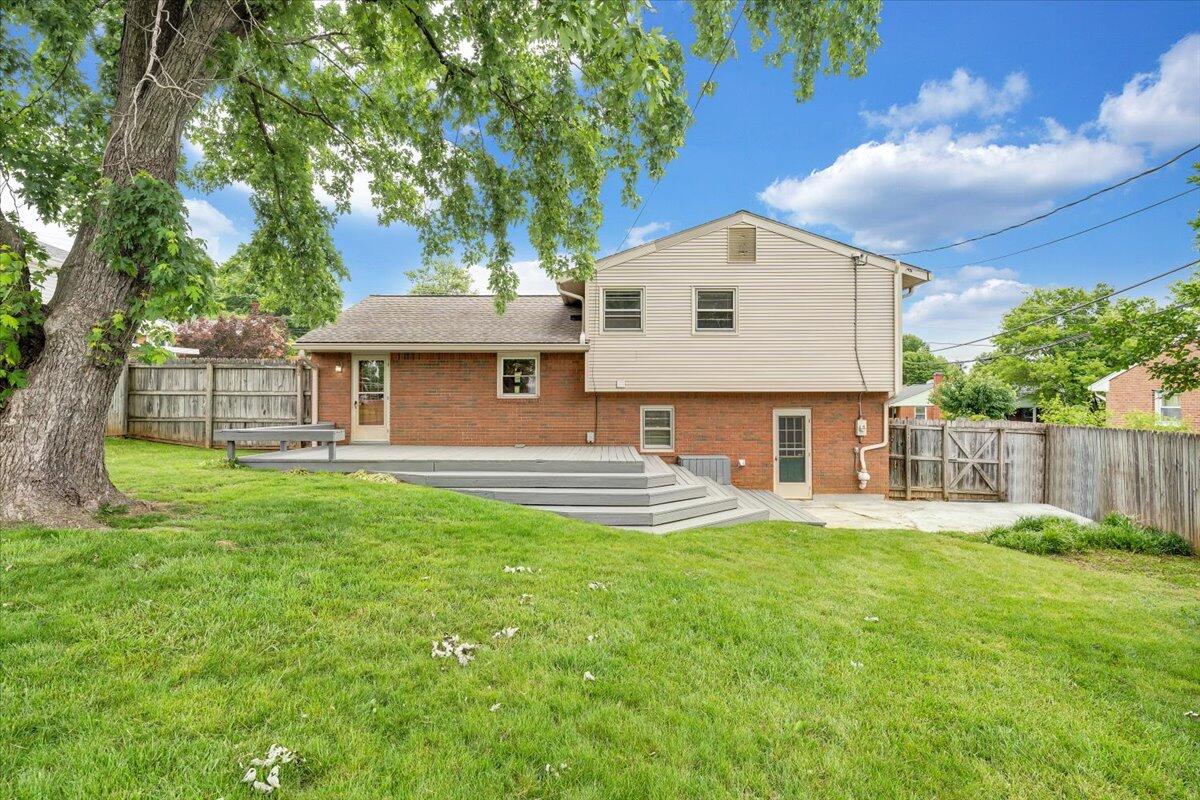 137 Frontier Road Northeast Roanoke, VA 24012 - Photo 40 of 42 35-MIB03240