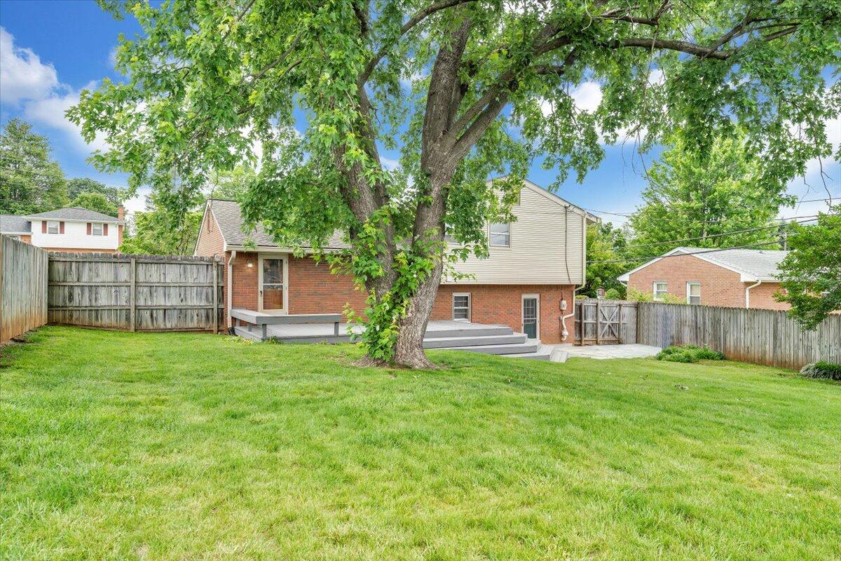 137 Frontier Road Northeast Roanoke, VA 24012 - Photo 41 of 42 36-MIB03243