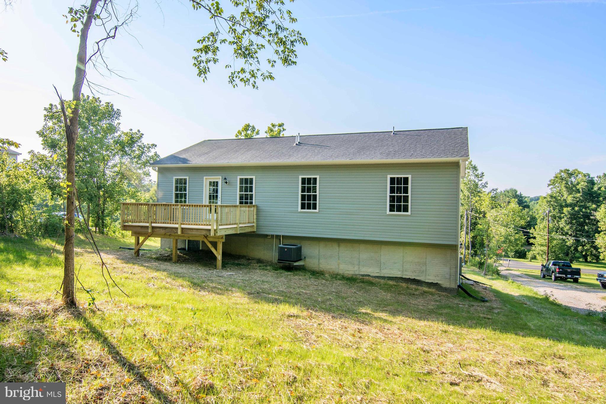 4530 Howellsville Road Front Royal, VA 22630 - Photo 22 of 23 Exterior (Rear)