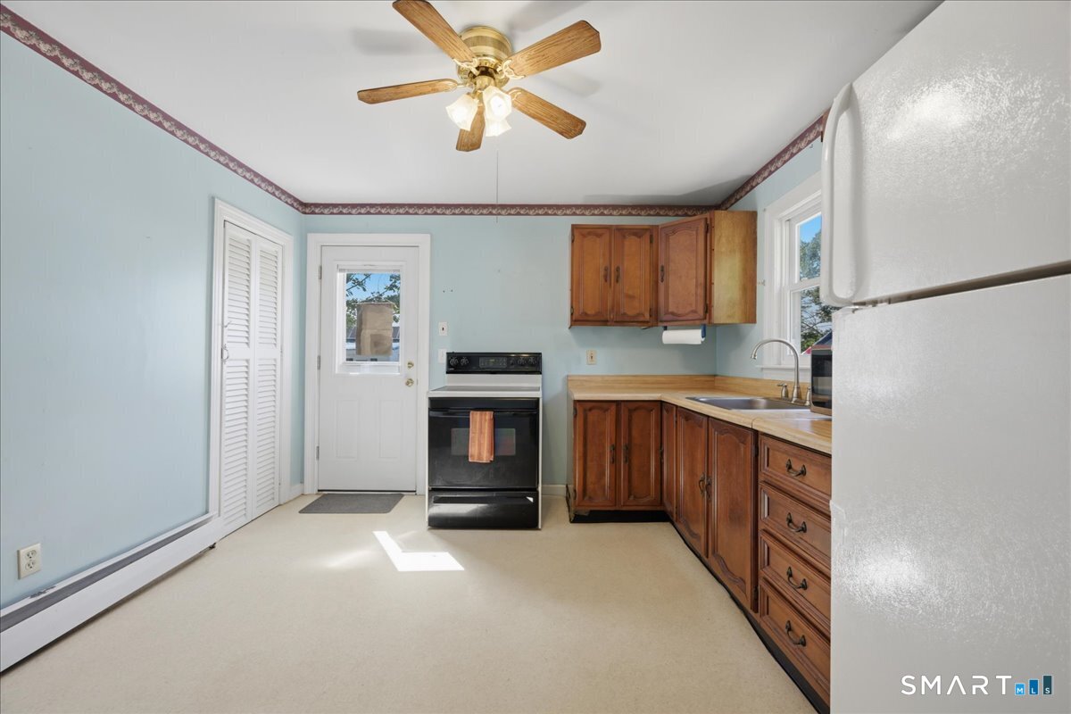 8 Mill Cove Road Ledyard, CT 06335 - Photo 22 of 31