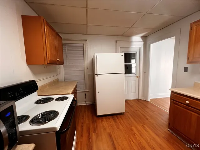 $1,150 | 927 Salina Street, Watertown, NY 13601