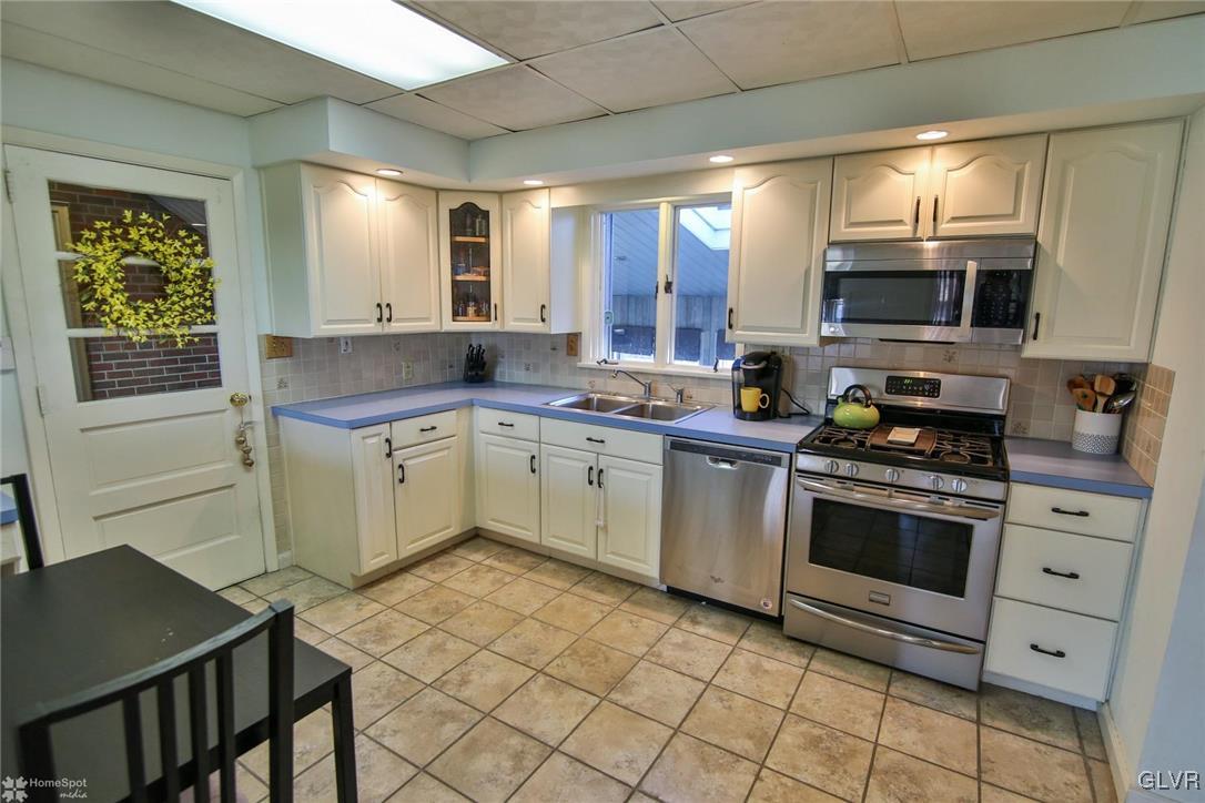2617 Jacksonville Road Bethlehem, PA 18017 - Photo 12 of 34 Gallery Image 12