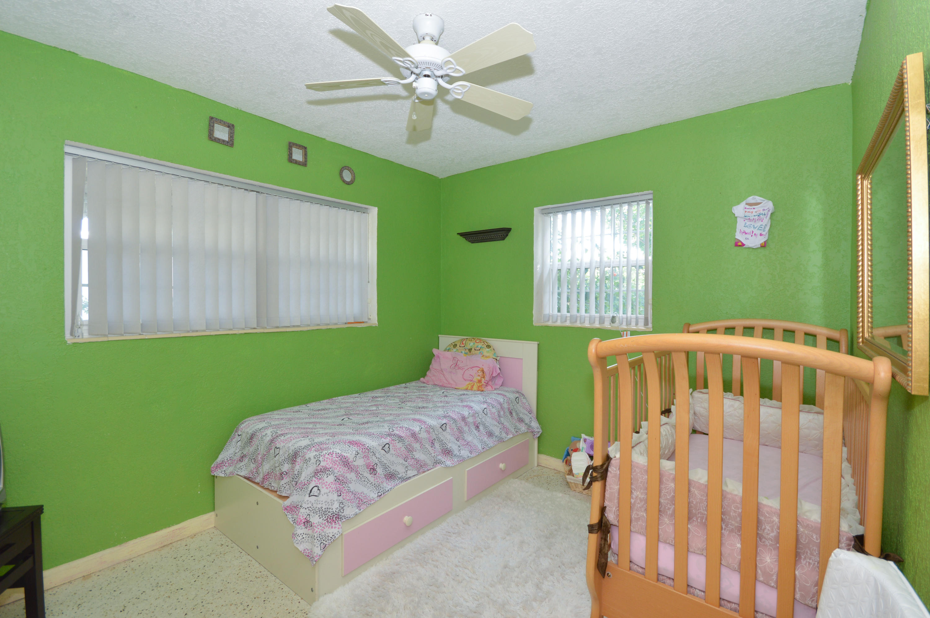 1400 Northeast 4th Avenue Boca Raton, FL 33432 - Photo 8 of 11 VHT-rx-10181433_6.jpg