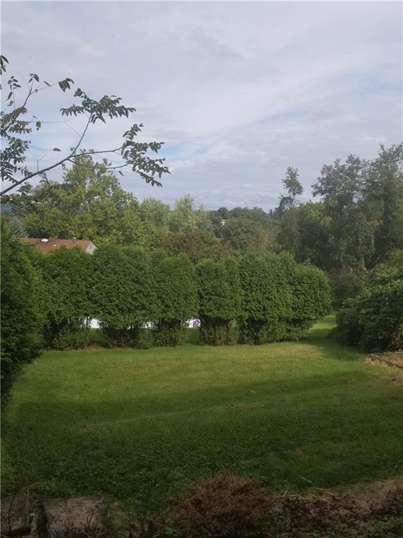 210 Crestview Road Pittsburgh, PA 15235 - Photo 2 of 12 Gallery Image 2