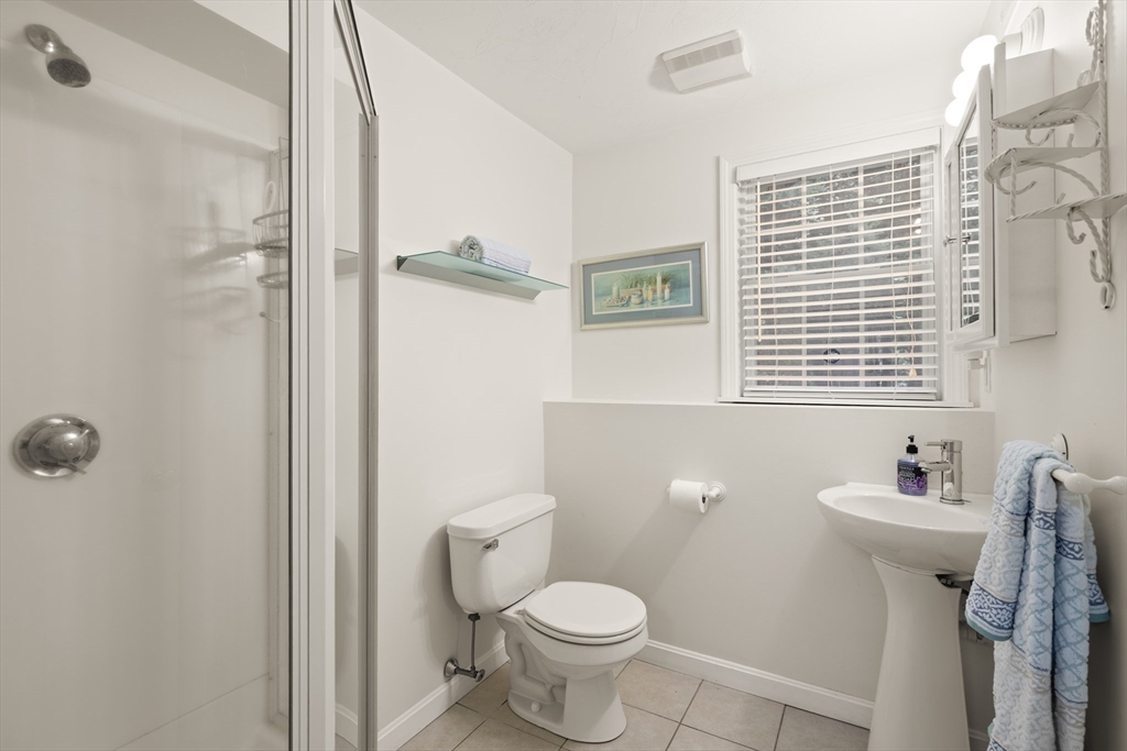 33 Alger Way Stoughton, MA 02072 - Photo 30 of 38