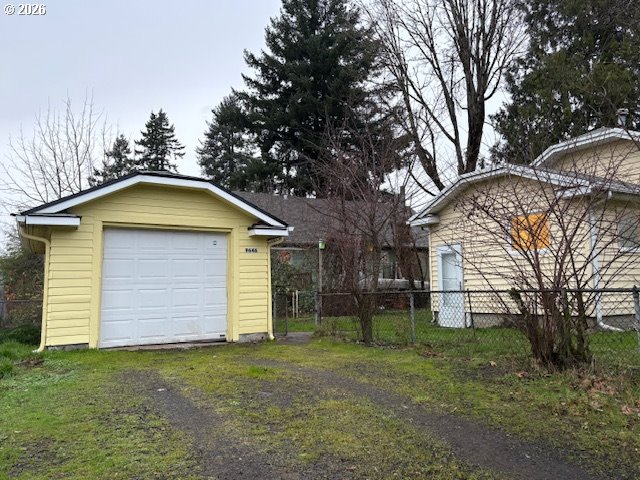 9646 Southeast Steele Street Portland, OR 97266 - Photo 11 of 41