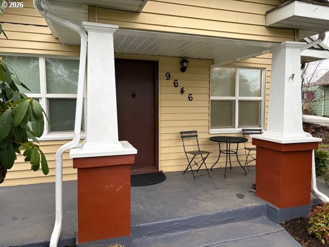 9646 Southeast Steele Street Portland, OR 97266 - Photo 4 of 41