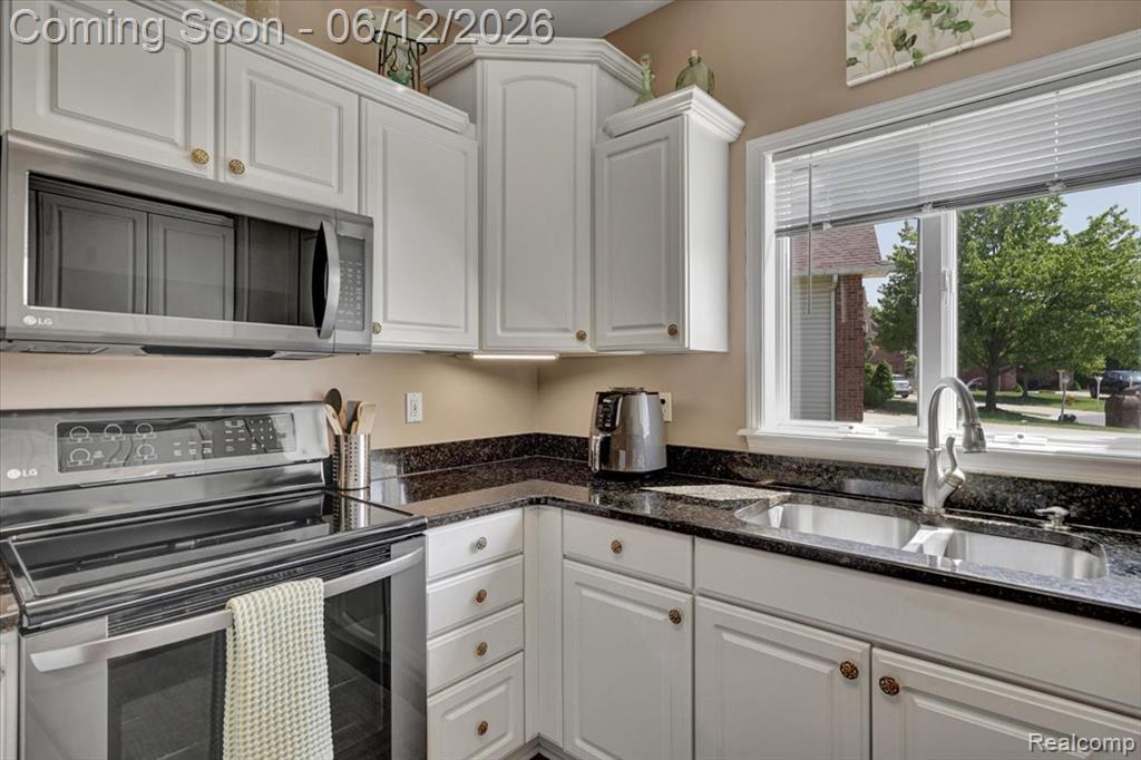 1521 Rio Grande Court Flint, MI 48532 - Photo 15 of 36
