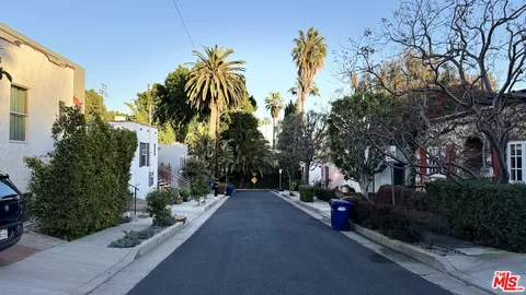 $1,700,000 | 8827 Betty Way, West Hollywood, CA 90069