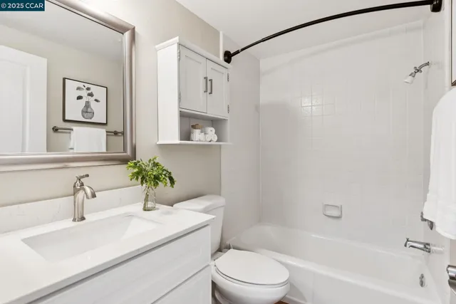 $1,028,000 | 1943 Highridge Court, Walnut Creek, CA 94597