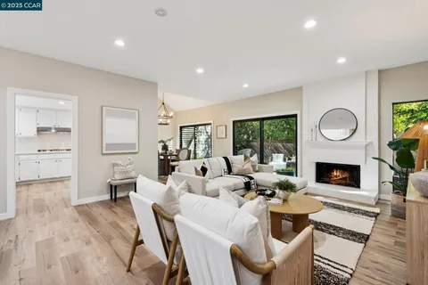 $1,028,000 | 1943 Highridge Court, Walnut Creek, CA 94597