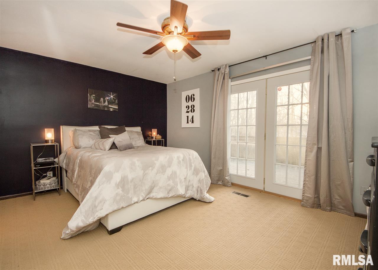 704 3rd Street Moline, IL 61265 - Photo 11 of 15 Gallery Image 11
