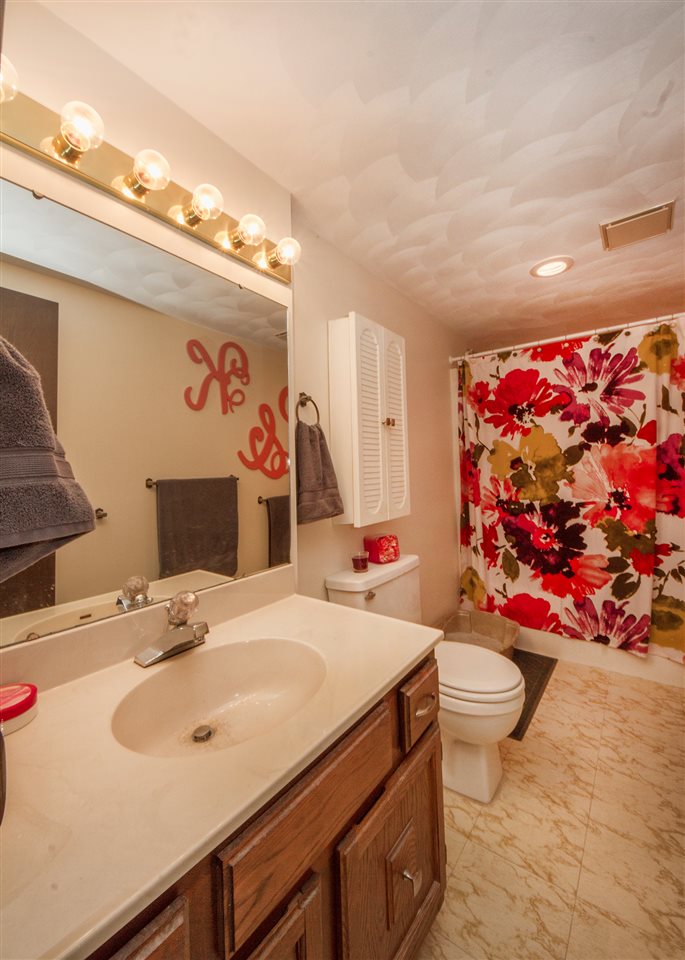 704 3rd Street Moline, IL 61265 - Photo 15 of 15 Gallery Image 15