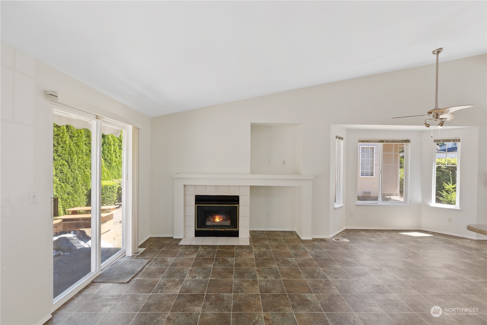 14104 Southeast 188 Way Renton, WA 98058 - Photo 12 of 19 Gallery Image 12