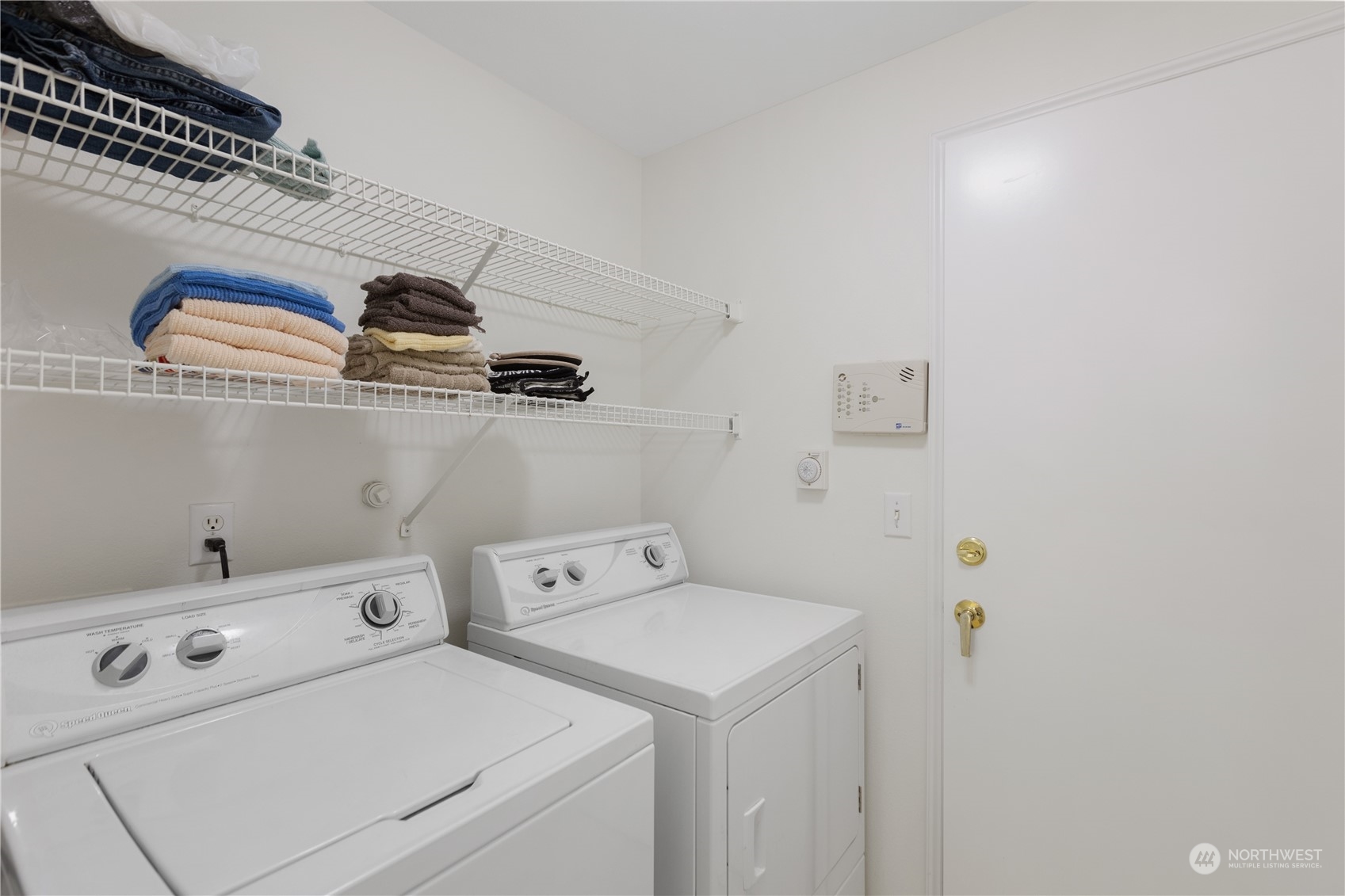 14104 Southeast 188 Way Renton, WA 98058 - Photo 14 of 19 Gallery Image 14