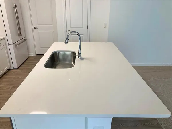 a close up view of washer and dryer