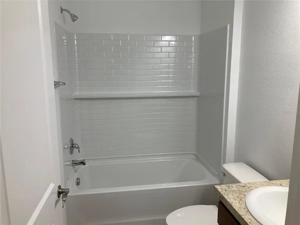 $389,000 | 280 Last Mango Drive, Daytona Beach, FL 32124