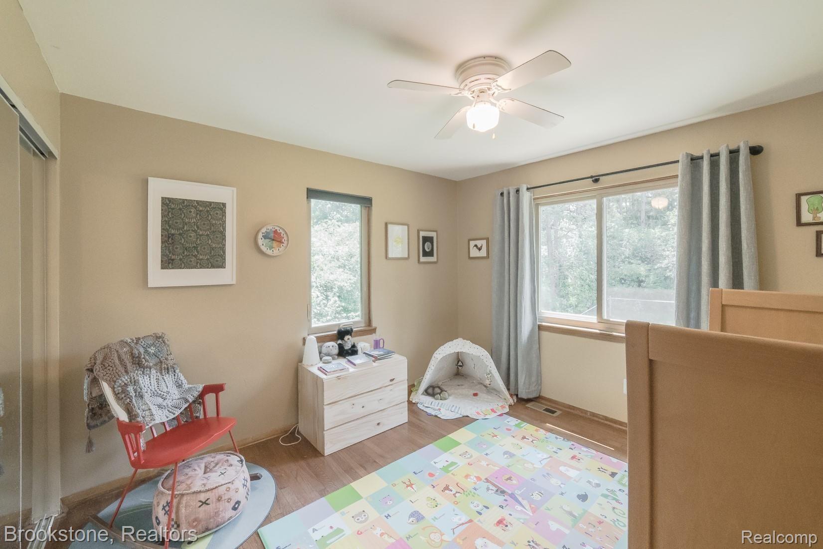 6659 Warren Road Ann Arbor, MI 48105 - Photo 23 of 48 6659 Warren Rd-24.jpg