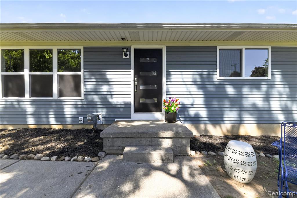 2250 Montague Road Davison, MI 48423 - Photo 7 of 45