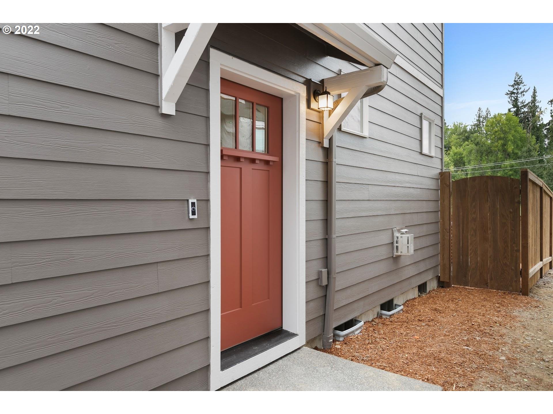 2360 South Trail View Ridgefield, WA 98642 - Photo 5 of 31 a view of front door