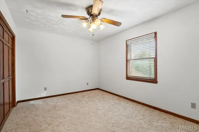 $549,900 | 221 Towerhill Drive, Columbia, IL 62236