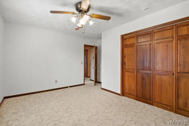 $549,900 | 221 Towerhill Drive, Columbia, IL 62236