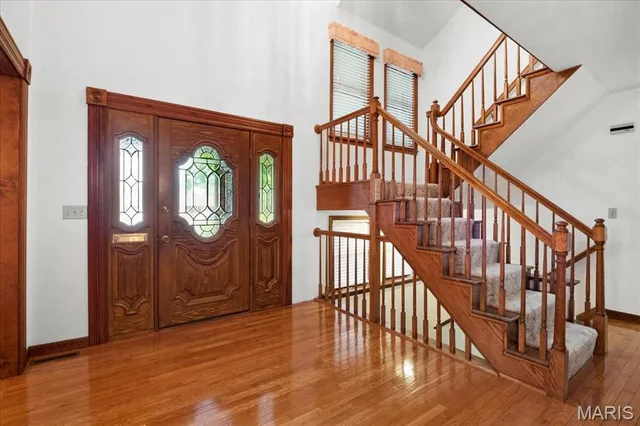 $549,900 | 221 Towerhill Drive, Columbia, IL 62236