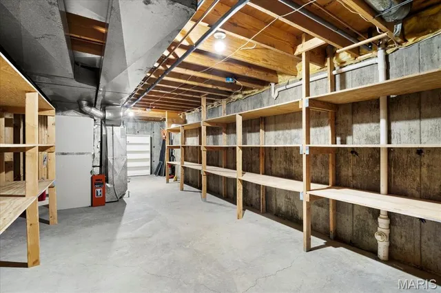 $549,900 | 221 Towerhill Drive, Columbia, IL 62236