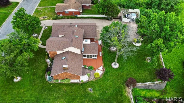 $549,900 | 221 Towerhill Drive, Columbia, IL 62236