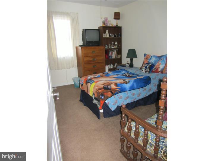 408 Deptford Road Glassboro, NJ 08028 - Photo 12 of 15 Bedroom 3