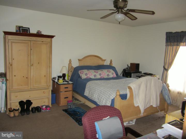 408 Deptford Road Glassboro, NJ 08028 - Photo 8 of 15 Master Bedroom