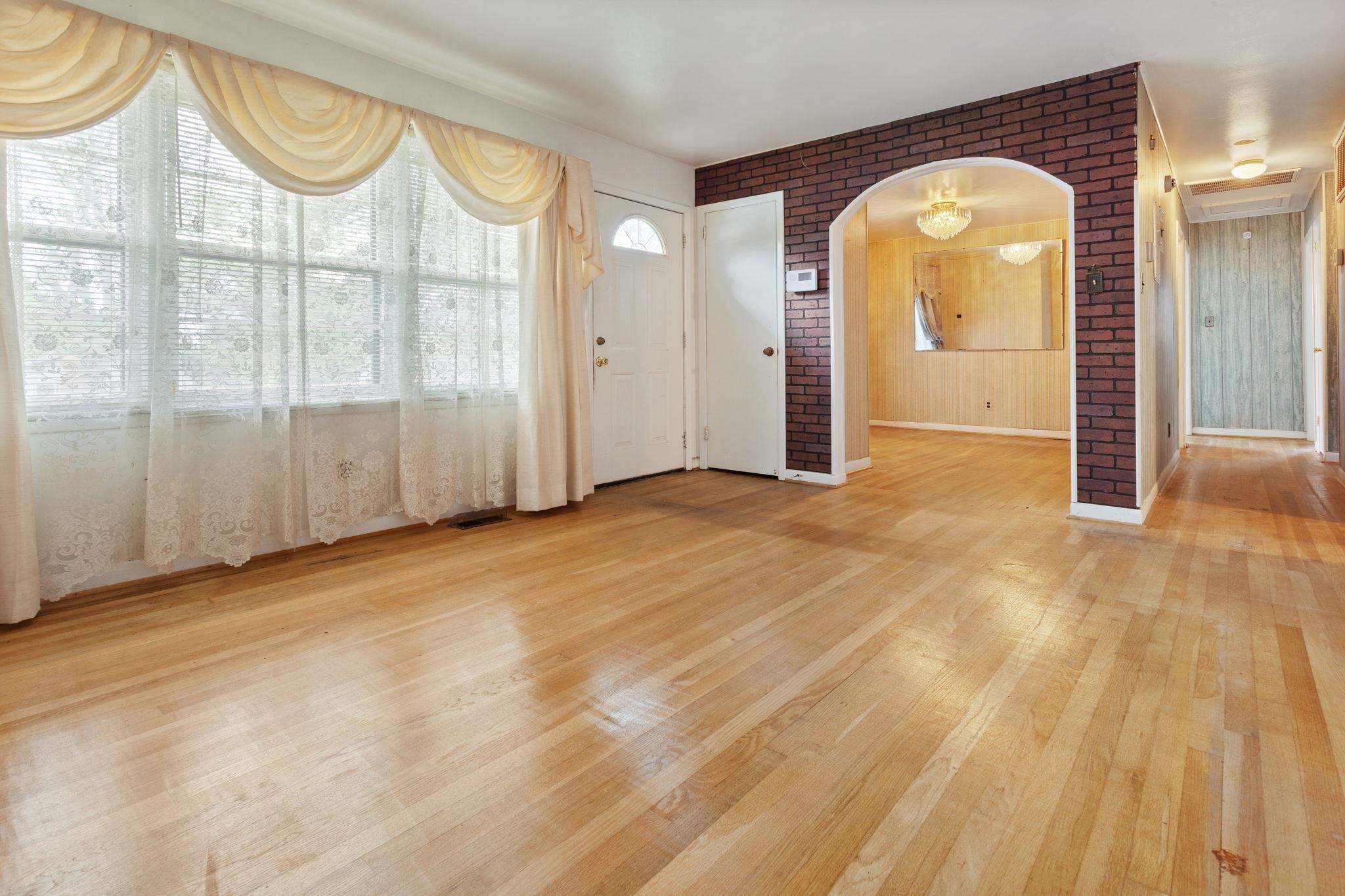 717 Carlisle Street Raleigh, NC 27610 - Photo 4 of 21 Photo 4
