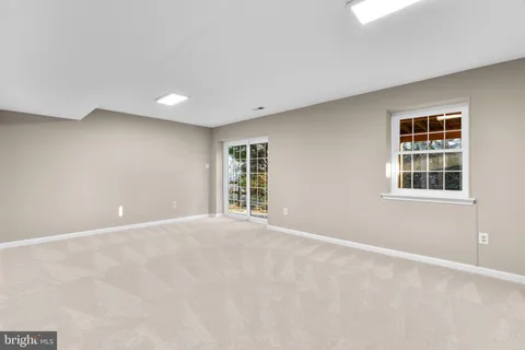 $750,000 | 18452 Crownsgate Circle, Germantown, MD 20874