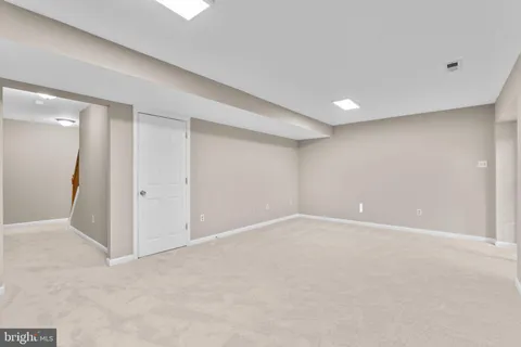 $750,000 | 18452 Crownsgate Circle, Germantown, MD 20874