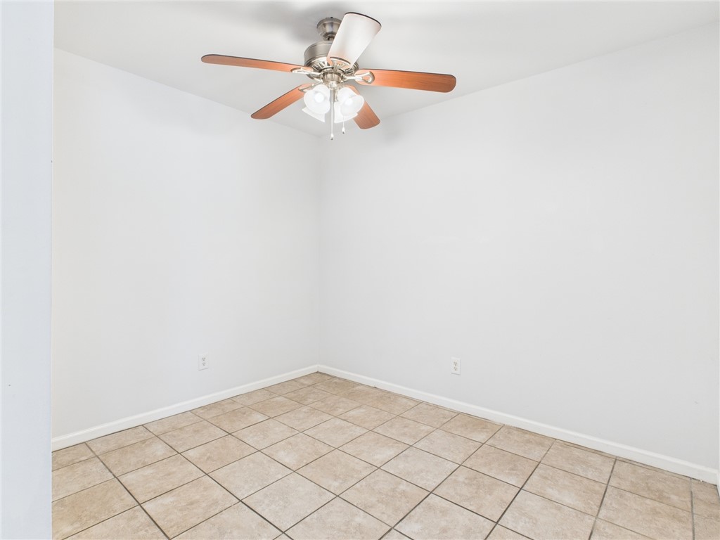 105 Davis Street, Unit 5 Bryan, TX 77801 - Photo 18 of 19