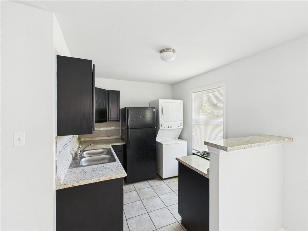 105 Davis Street, Unit 5 Bryan, TX 77801 - Photo 7 of 19