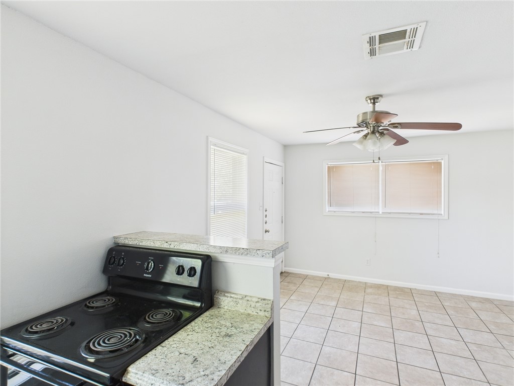 105 Davis Street, Unit 5 Bryan, TX 77801 - Photo 9 of 19