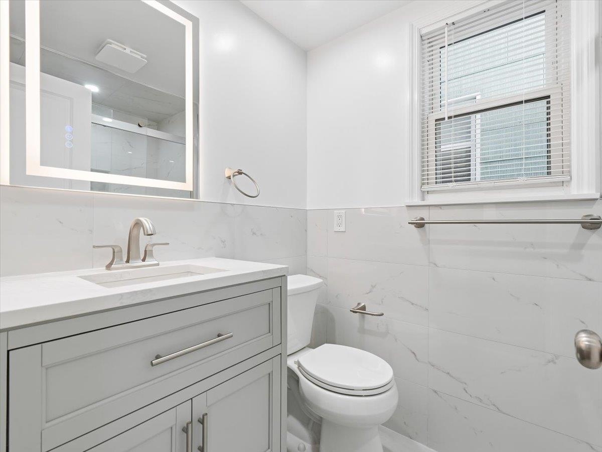 119 Bergen Street, Unit 2 Harrison, NJ 07029 - Photo 11 of 30