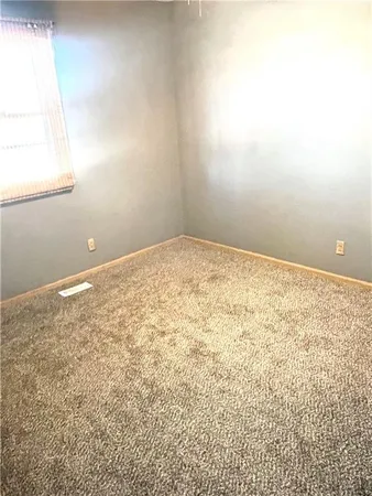 $179,000 | 421 West 8th Street, Cameron, MO 64429