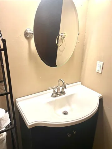 $189,000 | 421 West 8th Street, Cameron, MO 64429