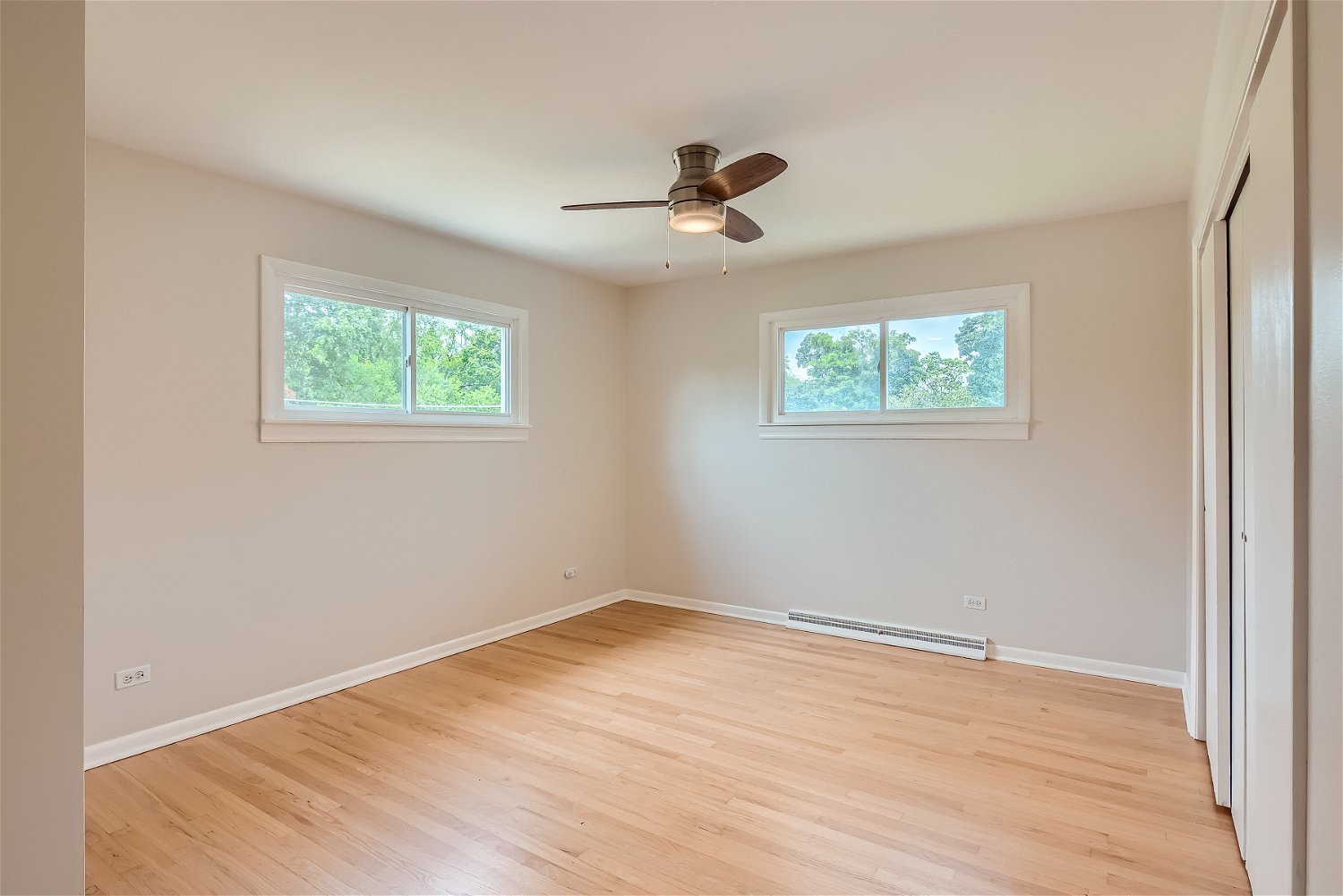 603 Delles Road Wheaton, IL 60187 - Photo 14 of 31 Gallery Image 14