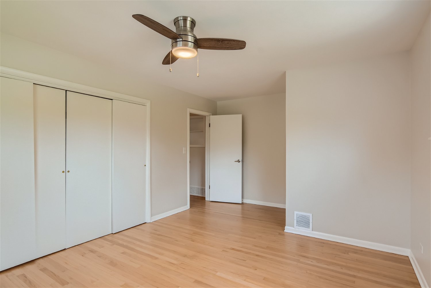 603 Delles Road Wheaton, IL 60187 - Photo 15 of 31 Gallery Image 15