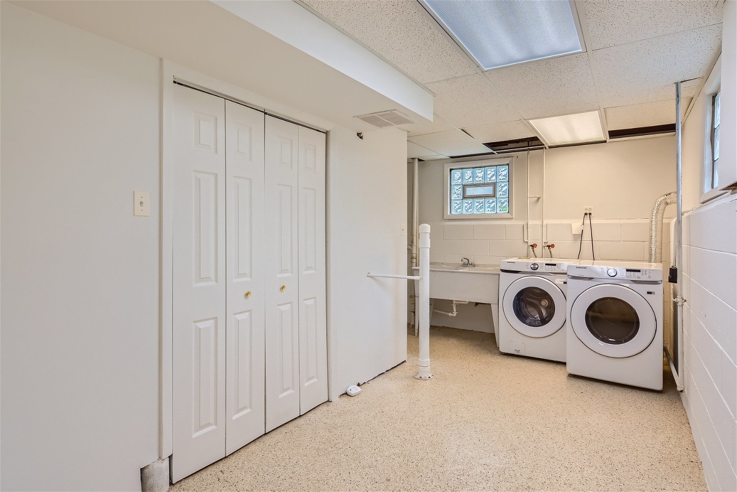 603 Delles Road Wheaton, IL 60187 - Photo 18 of 31 Gallery Image 18