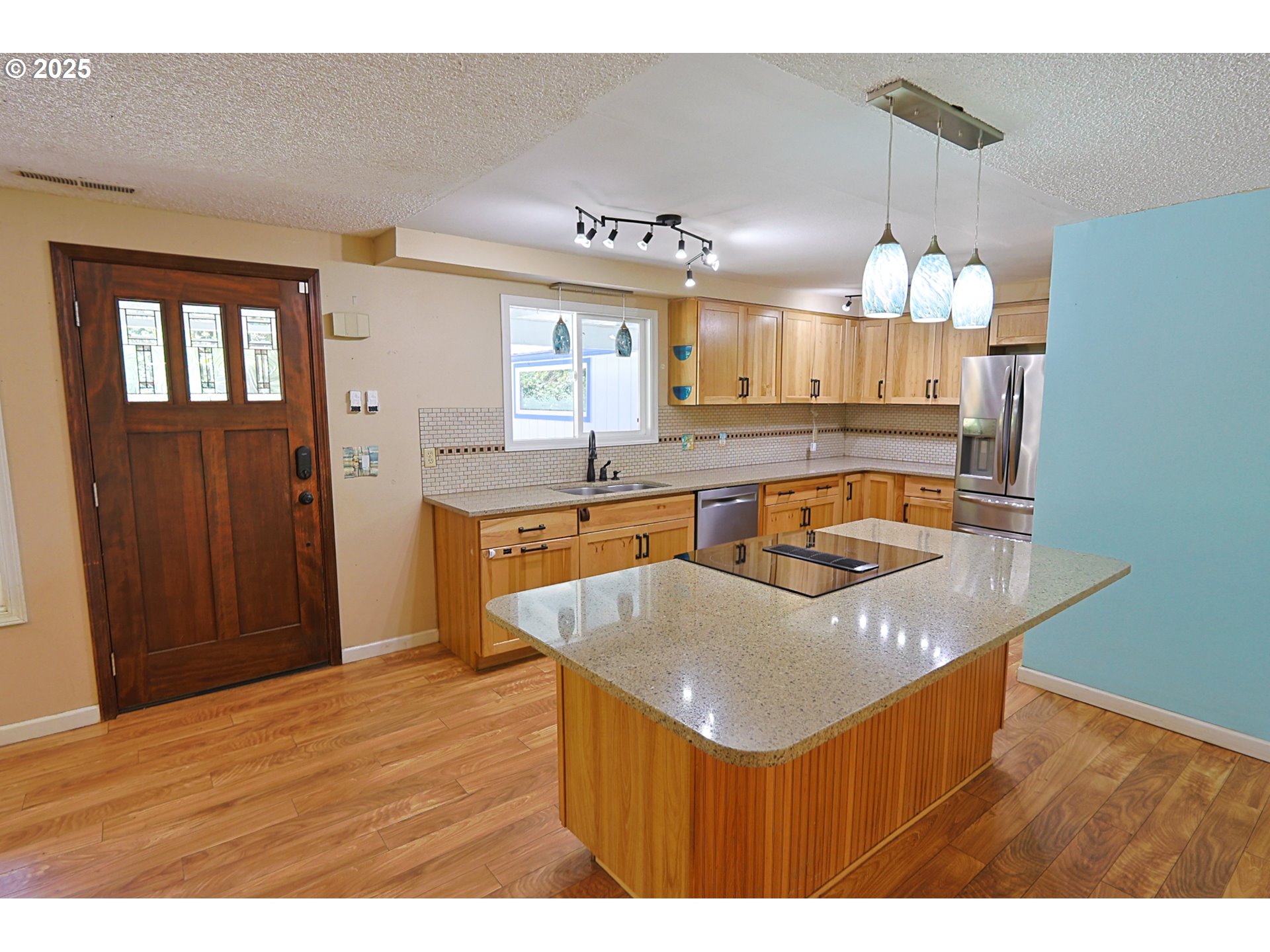 60031 Fairview Road Coquille, OR 97423 - Photo 5 of 48 Kitchen