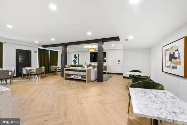 $615,000 | 10755 Fairgrounds Drive, Unit 431, Fairfax, VA 22030