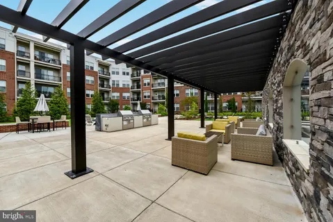$615,000 | 10755 Fairgrounds Drive, Unit 431, Fairfax, VA 22030